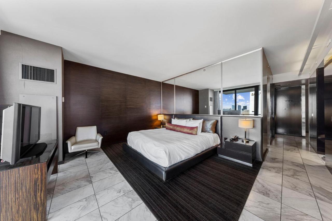 Huge Modern Luxury 17 Floor Panoramic Corner Suite With Open Balcony 拉斯维加斯 外观 照片